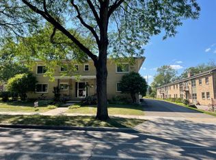 318 Island Dr, Madison, WI 53705