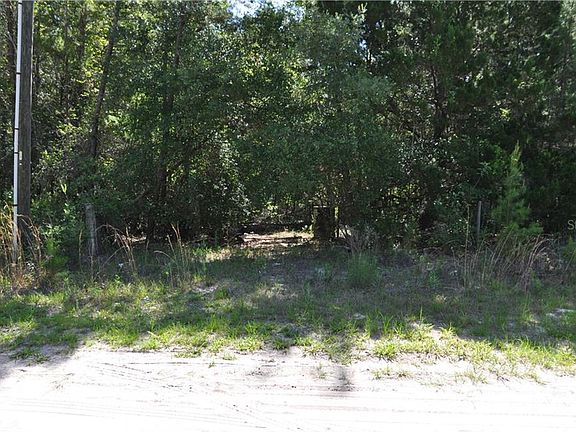 5th image of 41945 Pine Valley Dr