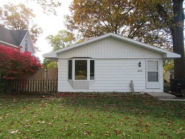 1st image of 1233 Edgewater Blvd