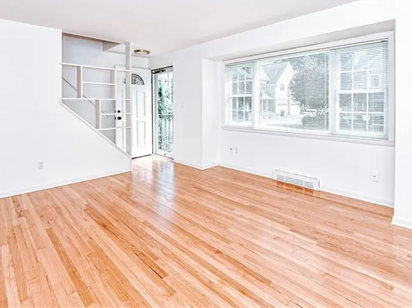 91 Pease Ave, Southport, CT 06890