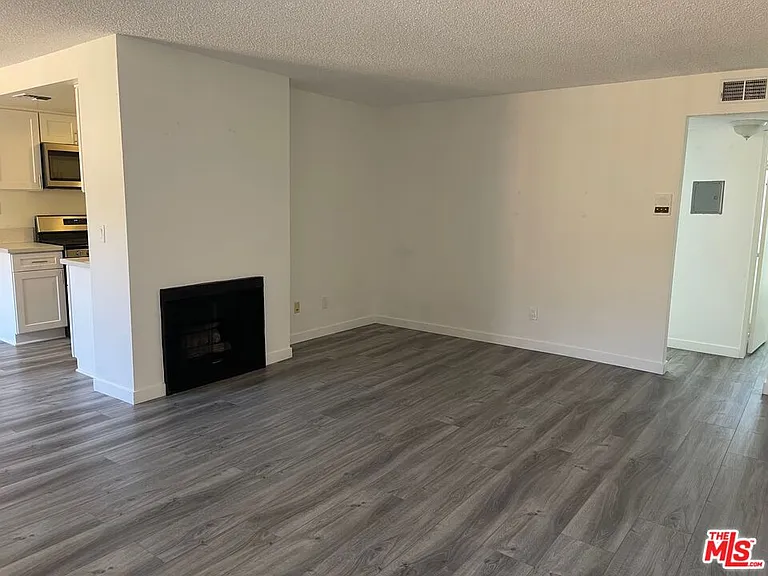 5263 Corteen Pl #3 — Photo 9