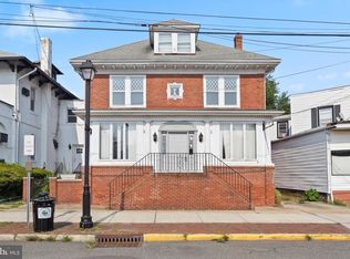 467 High St, Burlington, NJ 08016