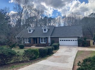 215 Brookwood Ln, Fayetteville, GA 30215