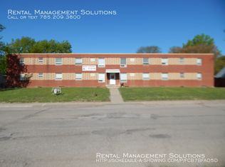 2007 SW Mission Ave APT 15, Topeka, KS 66604