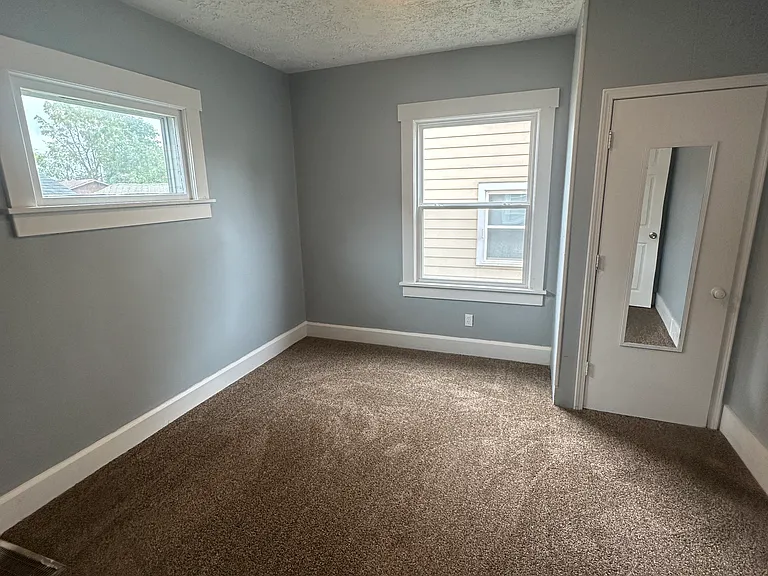 1134 Wertz Ave SW — Photo 6