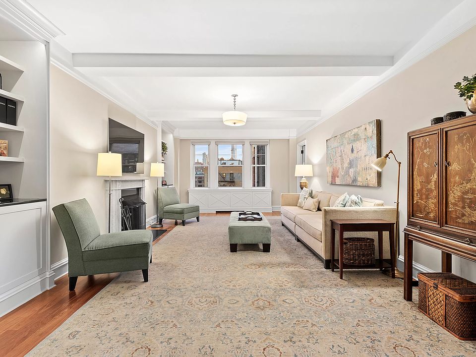 1st image of 59 W 12th St APT 10E