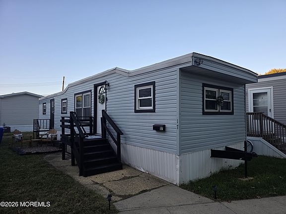 2nd image of 17 Gary Avenue
