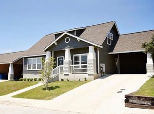 140 Jasper Ln, Kerrville, TX 78028