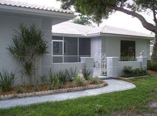 8218 Timber Lake Ln, Sarasota, FL 34243