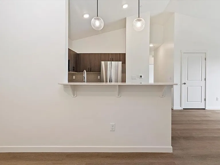 Hawk's Landing Apartments — Photo 91