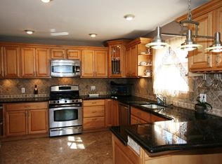 123 Briar Hills Cir, Springfield, NJ 07081