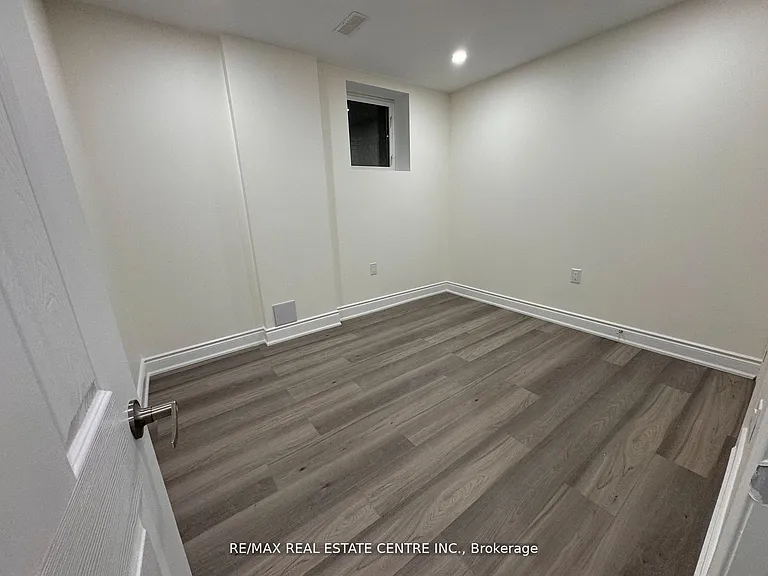 25 Parity Rd #BASEMENT — Photo 17
