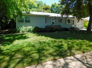 1836 Ohio Ave SW, Huron, SD 57350