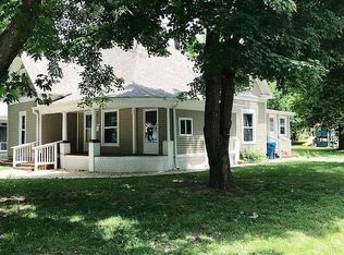 544 S Madison Ave, Aurora, MO 65605