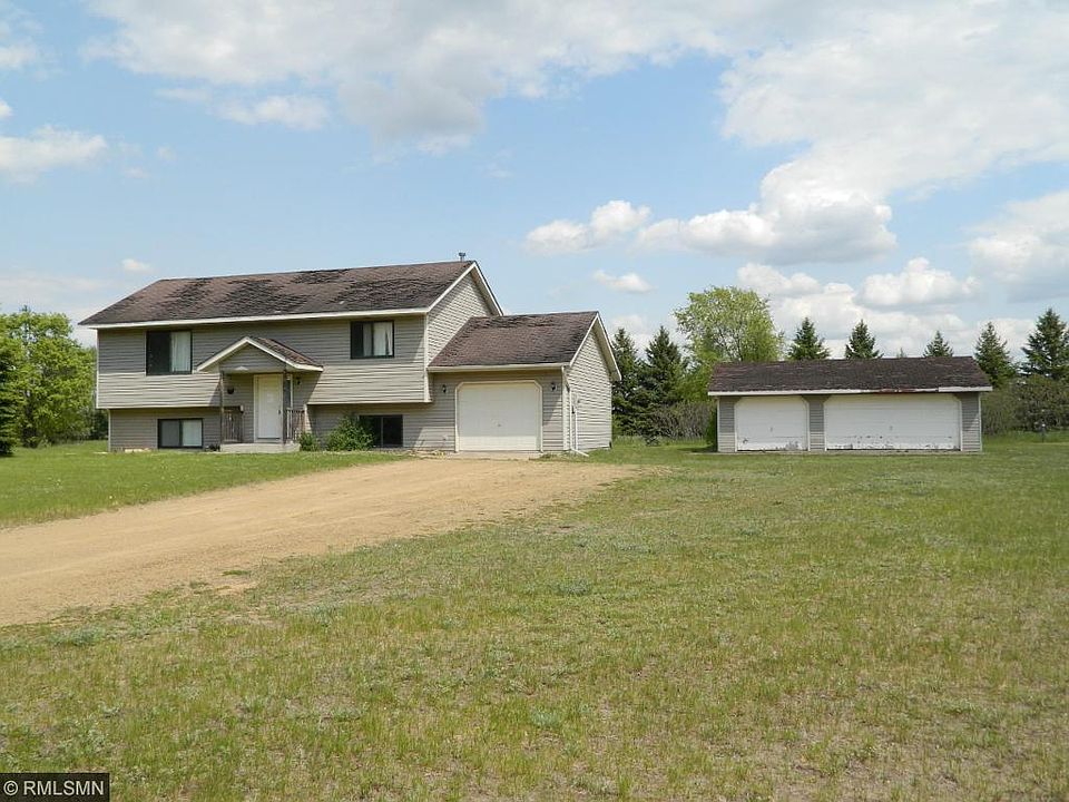 1st image of 30575 Fernwood Cir
