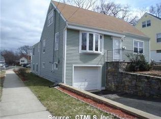 350 Oakwood St, Bridgeport, CT 06606