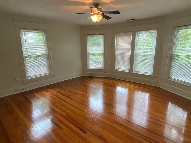 1005 N Buchanan Blvd #B — Photo 13