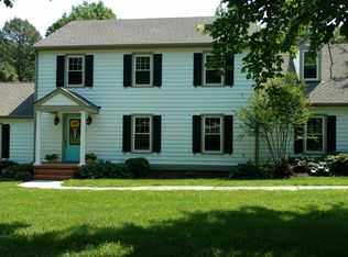 1806 Countrytown Rd, Powhatan, VA 23139