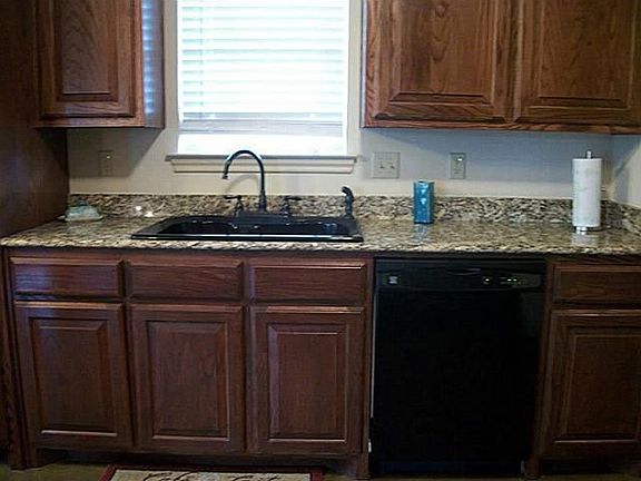 3rd image of 1002 Hidden Hills Dr