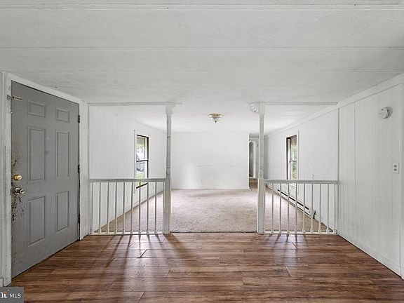 5th image of 321 Cedar Run Ln