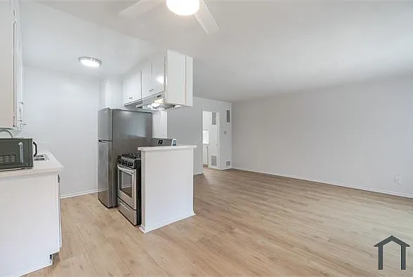 12550 Pacific Ave #5 — Photo 5