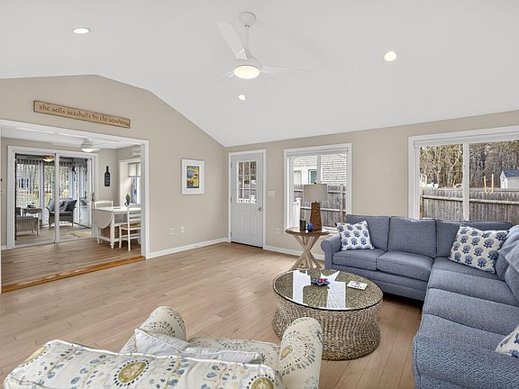 5th image of 10 Danielle Drive