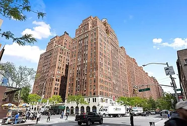 Rented by New York Residence