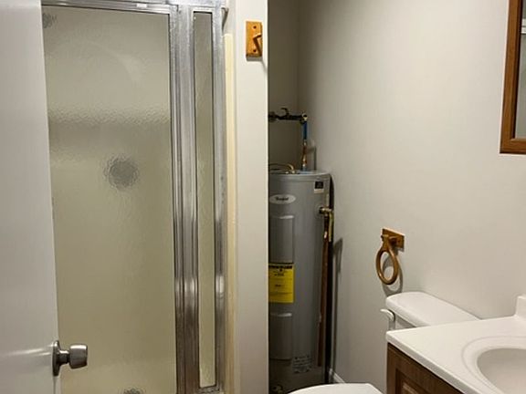 4th image of 145 Whiting St APT 4