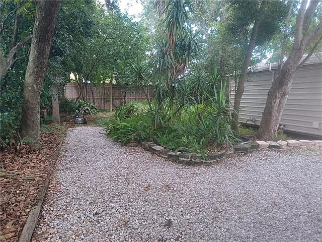 1013 Flanders St — Photo 20
