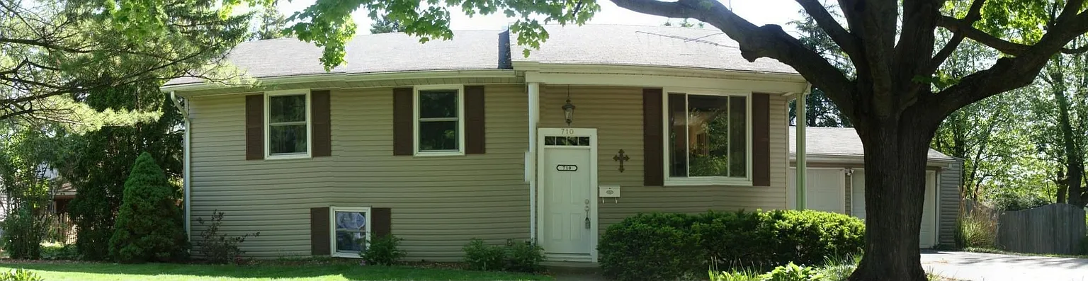 710 Twyckingham Ln photo 1
