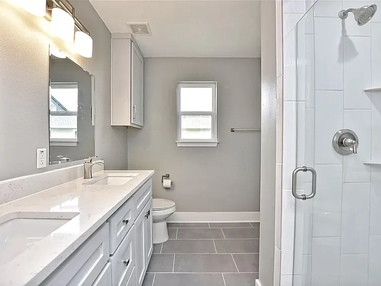 400 Booth St — Photo 16
