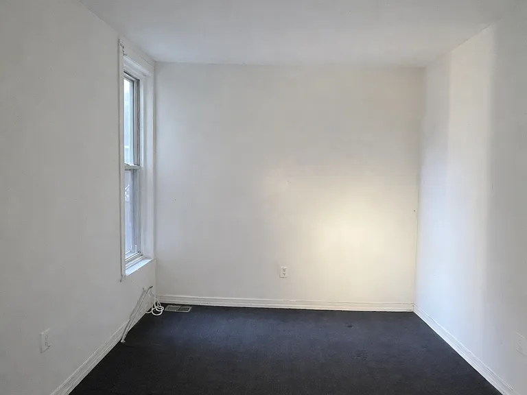 6232 Chestnut St #1 — Photo 10
