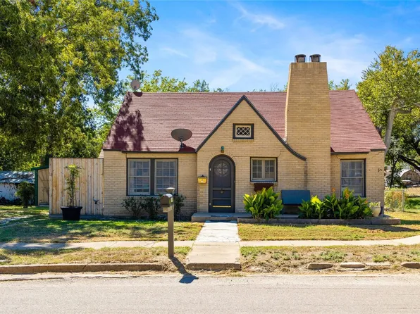 510 W Ross St, Hamilton, TX 76531