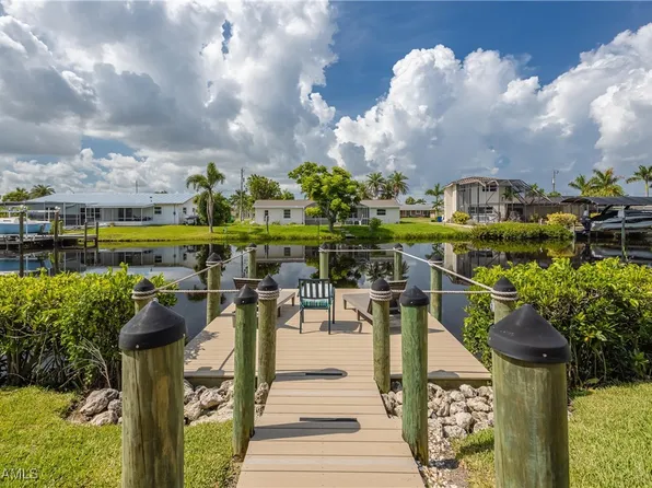 1720 Cascade Way, North Fort Myers, FL 33917