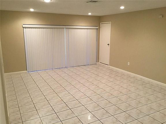 5th image of 6745 Pansy Dr