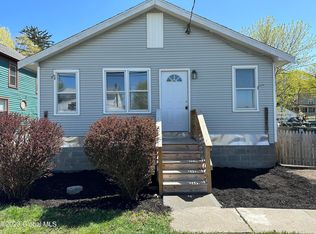 29 Chatham St, Nassau, NY 12123