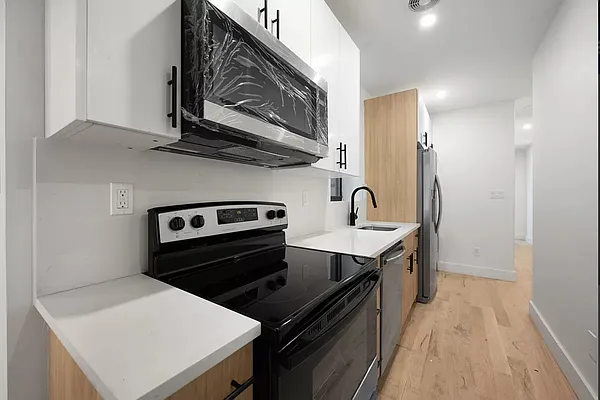 Rented by Rennit Inc. | media 19