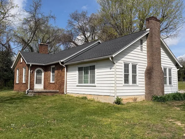 1740 E 7th St, Hopkinsville, KY 42240