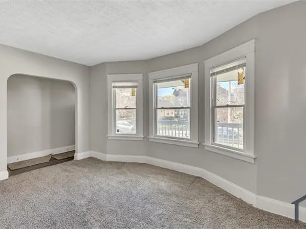 3641 E 149th St #1, Cleveland, OH 44120