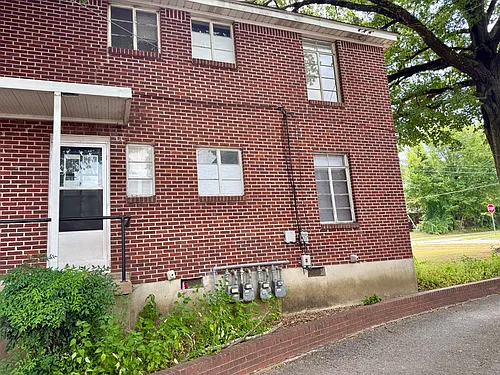 1009 Flint St Photo 1