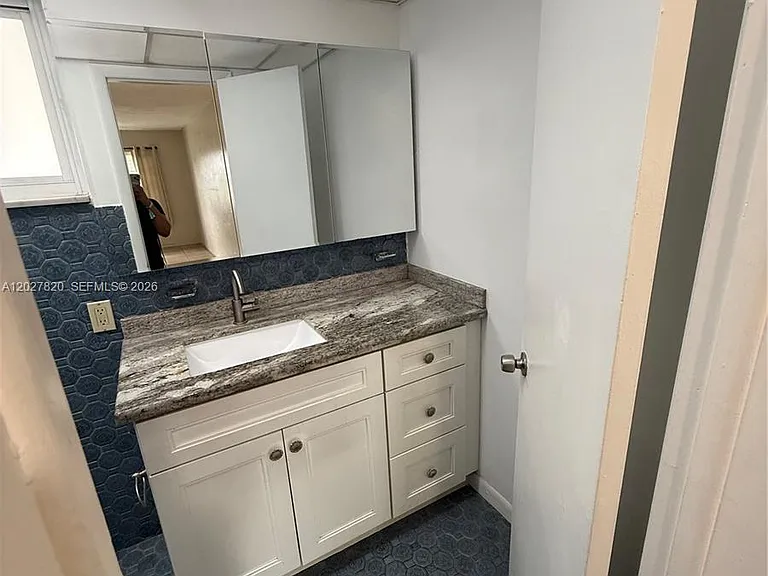 6841 Pembroke Rd #1-5 — Photo 13