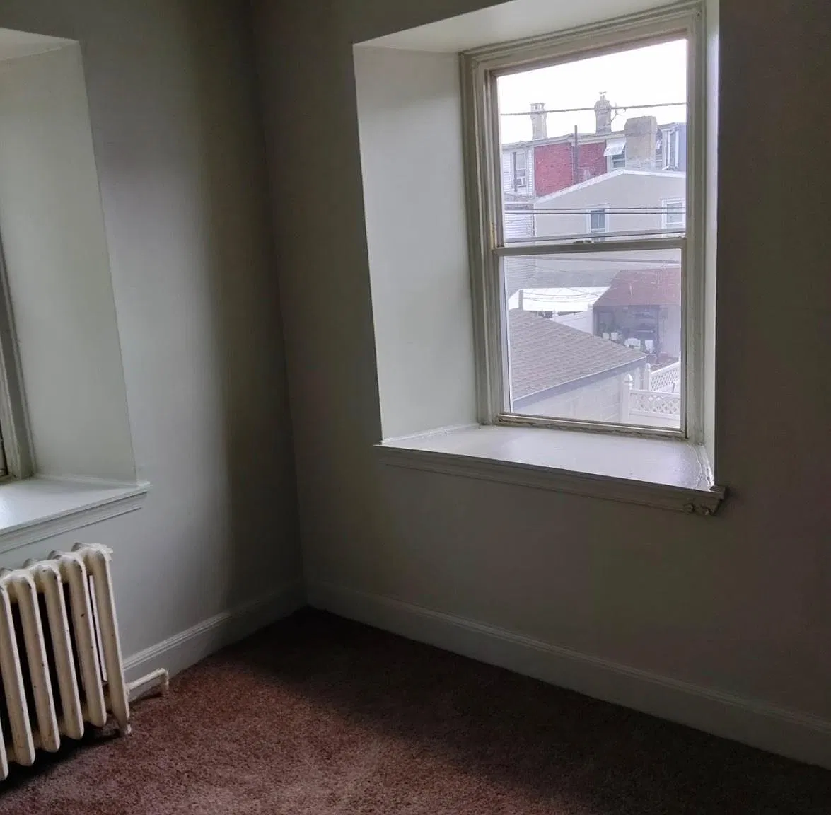 3 bed, 1.0 bath, 1148 sqft, $1,700 — Photo 4