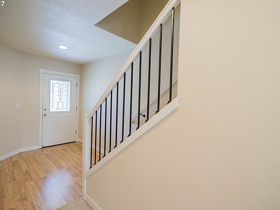 3rd image of 7002 NE 61st St