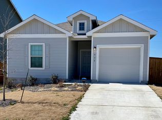 938 Circle Way #3H, Jarrell, TX 76537