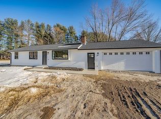 122 Farnham Ln, Westfield, MA 01085