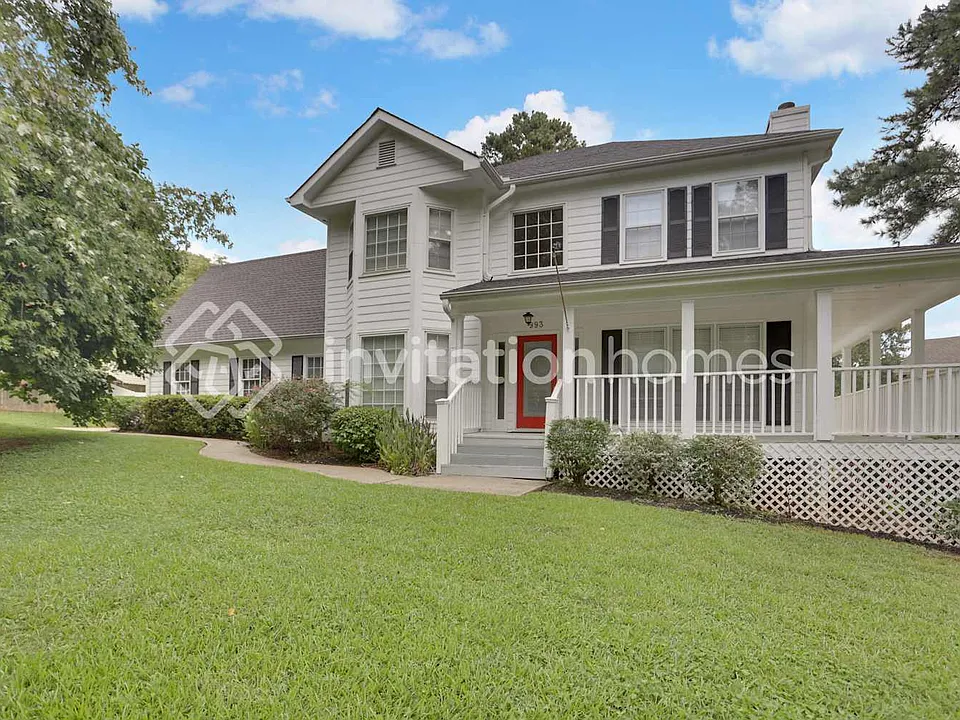 993 Tall Pine Ct