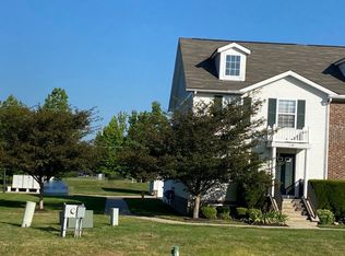 1128 Kinneton, Columbus, OH 43228