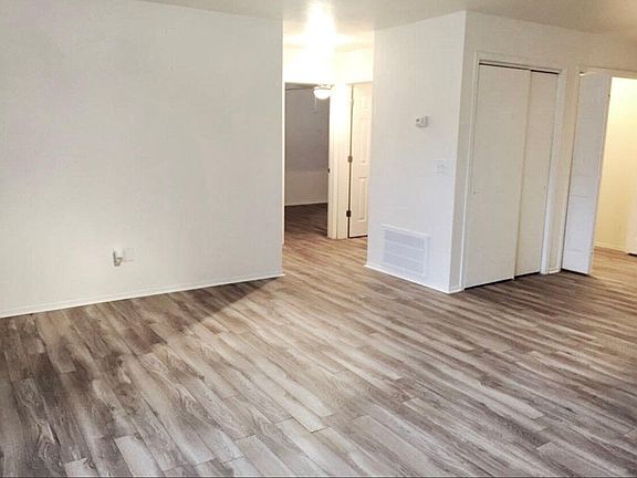5th image of 1800 N Gregg Ave APT 7