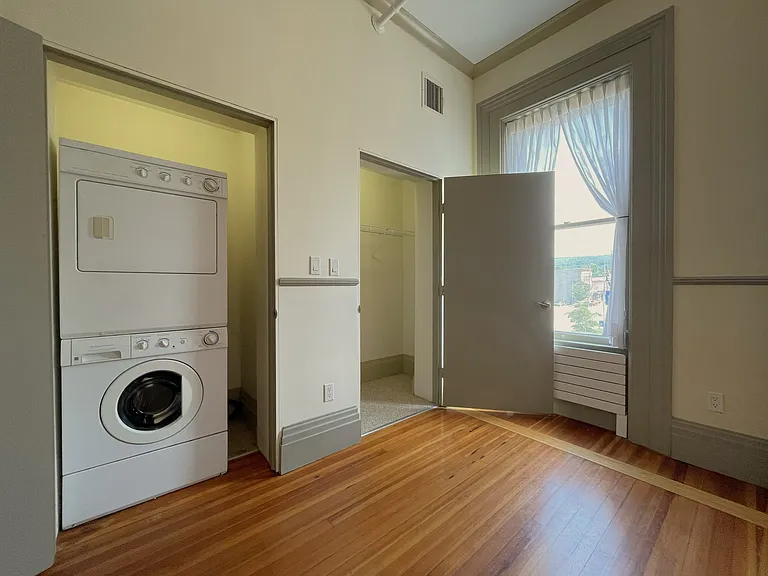 Bedroom Closet & Laundry