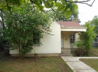 2824 Burchill Rd, Fort Worth, TX 76105
